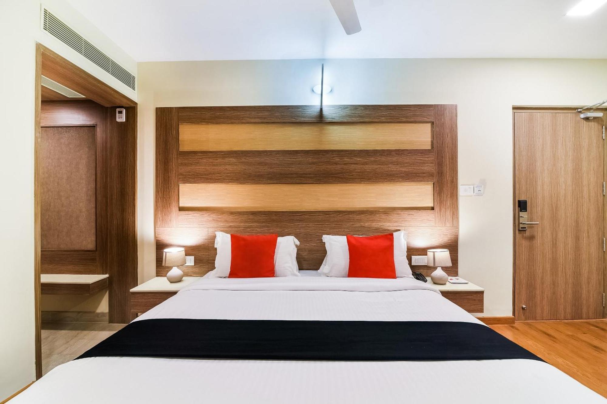 Super Capital O Grand Plaza Hotel Coimbatore Eksteriør billede