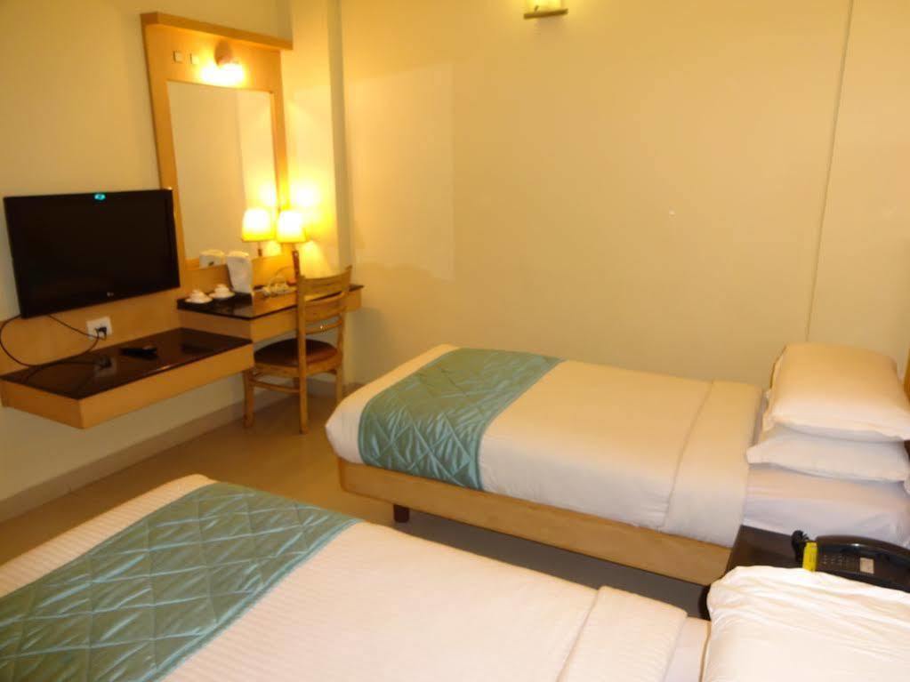 Super Capital O Grand Plaza Hotel Coimbatore Eksteriør billede