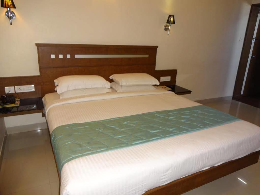 Super Capital O Grand Plaza Hotel Coimbatore Eksteriør billede