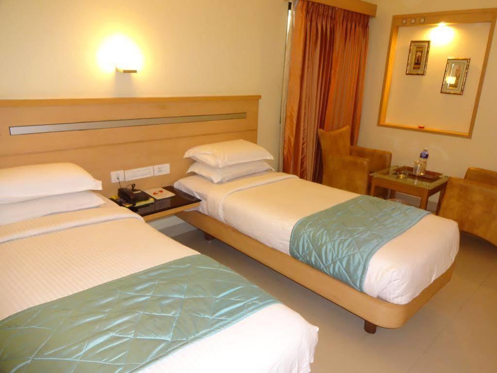 Super Capital O Grand Plaza Hotel Coimbatore Eksteriør billede